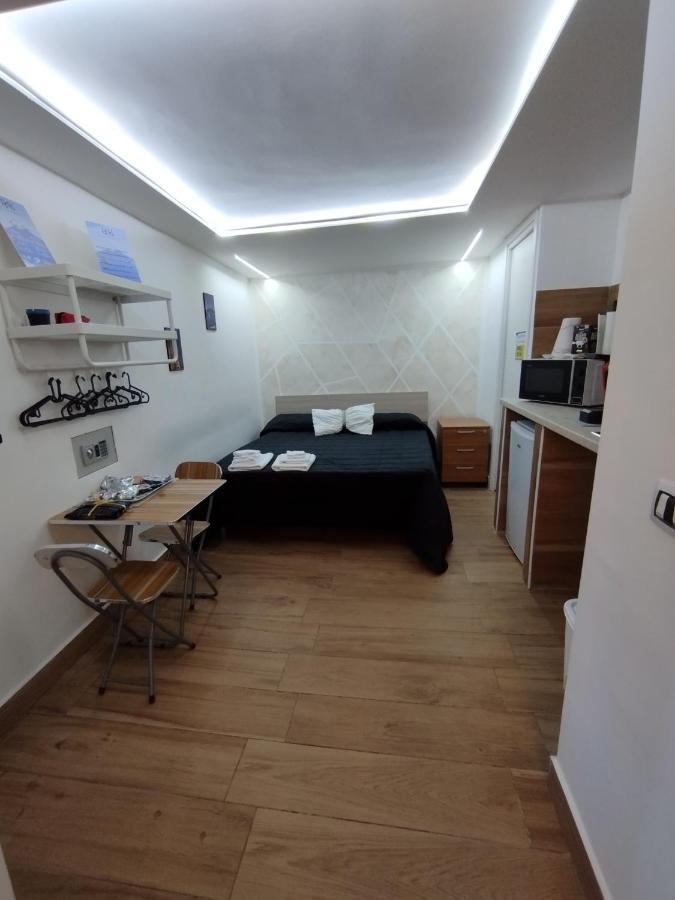 Casa Nina- Camera Ischia Apartment Napoli Bagian luar foto